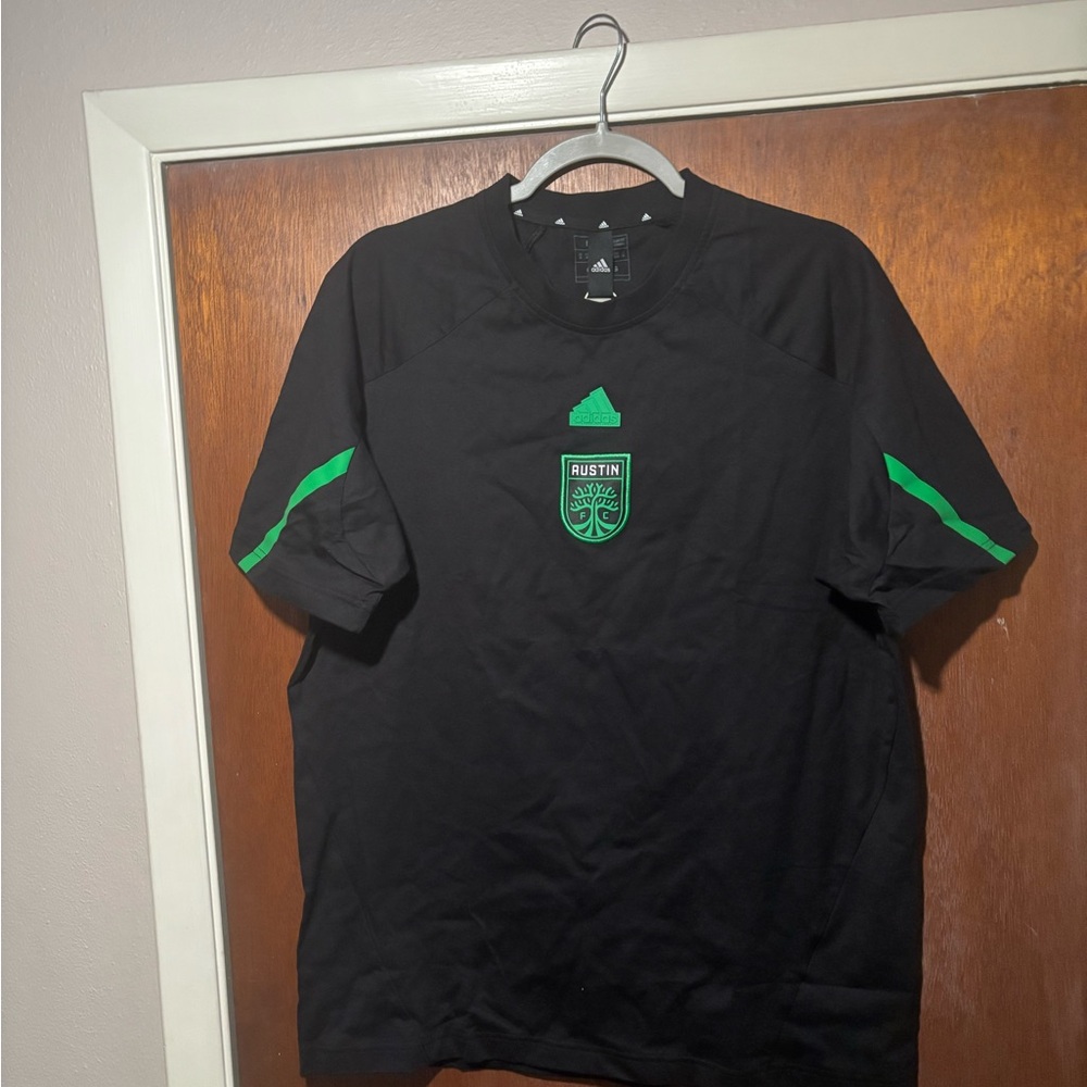 Austin FC adidas Travel Raglan T-Shirt - men’s size medium NWT